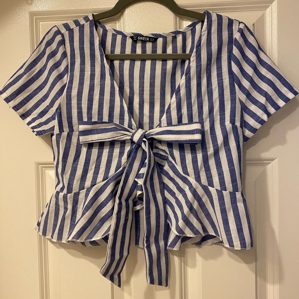 NWOT shein Womens tie front blue striped bow top